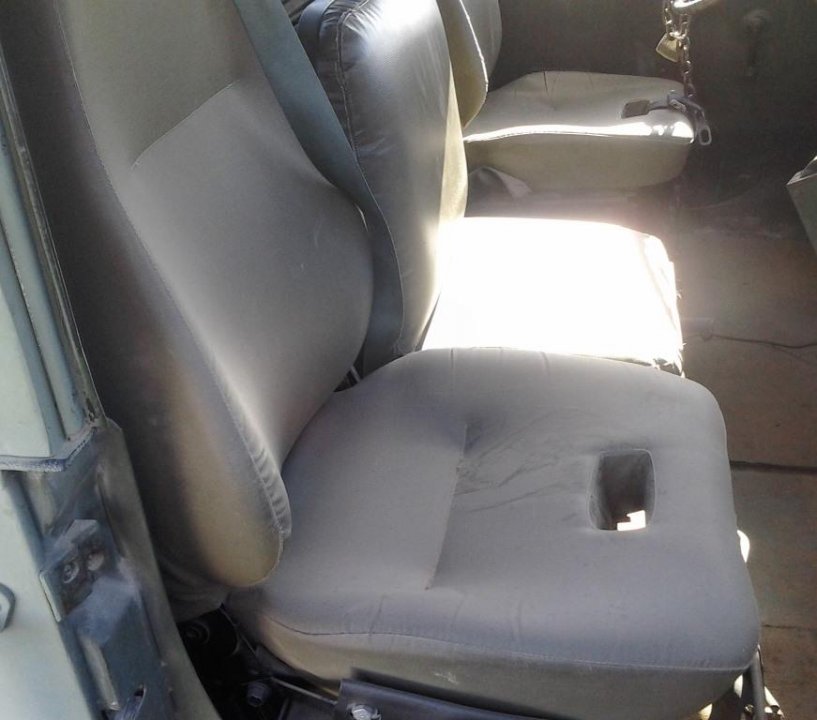 5 t seats1.jpg