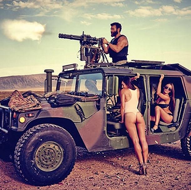 dan-bilzerian-takes-bikini-girls-at-a-desert-shooting-spree-driving-a-humvee-85326_1.jpg