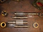 Output & reverse gear shafts, 2.5ton vs 5ton.jpg