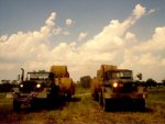 REAL FARMERS USE IH AND VERMEER 019.jpg