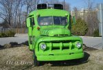 1951-1952-ford-short-dinky-bus-front.jpg