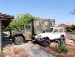 M109 and Jeep.jpg